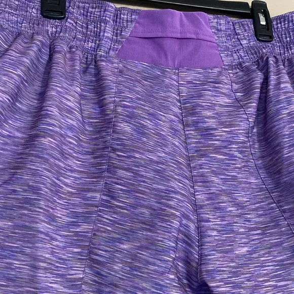 Nike, XL, loose fit running shorts - Picture 6 of 6